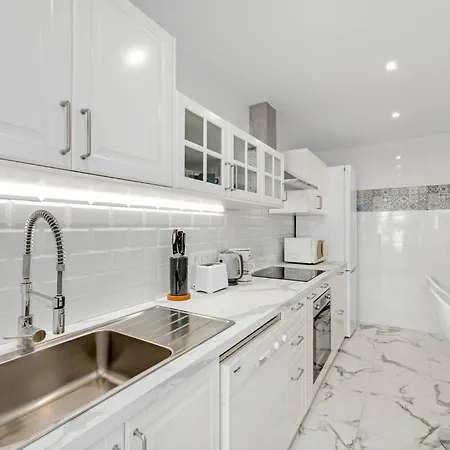 Amazing Views, Chic Beach Duplex Διαμέρισμα Εστεπόνα